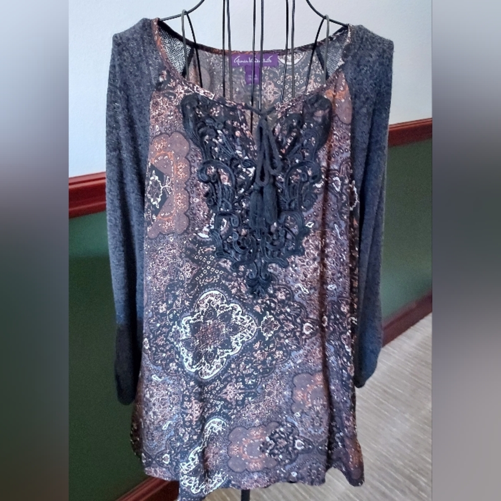 Black n Brown top